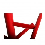 mitab nudo - Nudo is het Italiaanse woord voor 'naakt. Met een rauw en net ontwerp is Nudo alleen dat. Extreem grafisch en eenvroudig met een zeer praktisch materiaal voor de kruk.